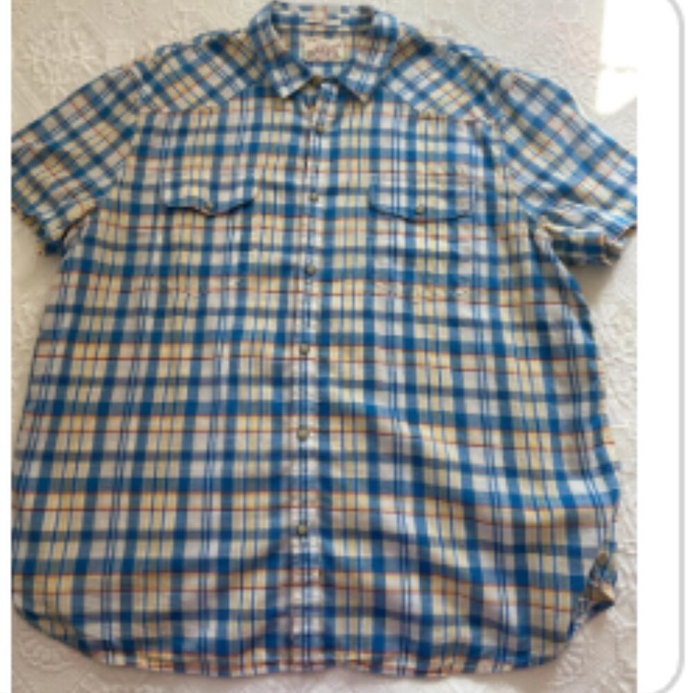 Lucky Brand plaid shirt classic fit  . snap button closure